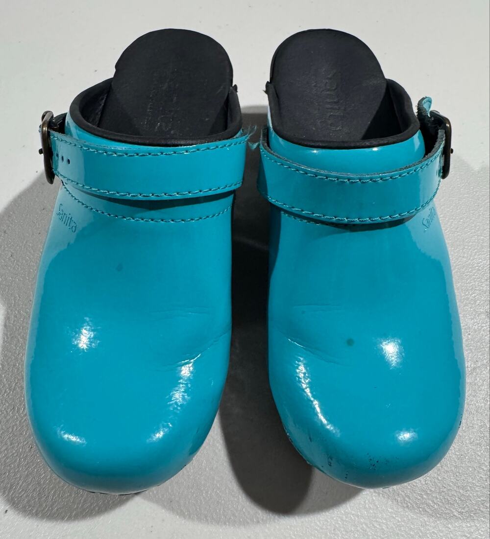 Sanita Freya Turquoise High-Gloss Patent Leather Clogs Comfy Work Shoes Sz 36